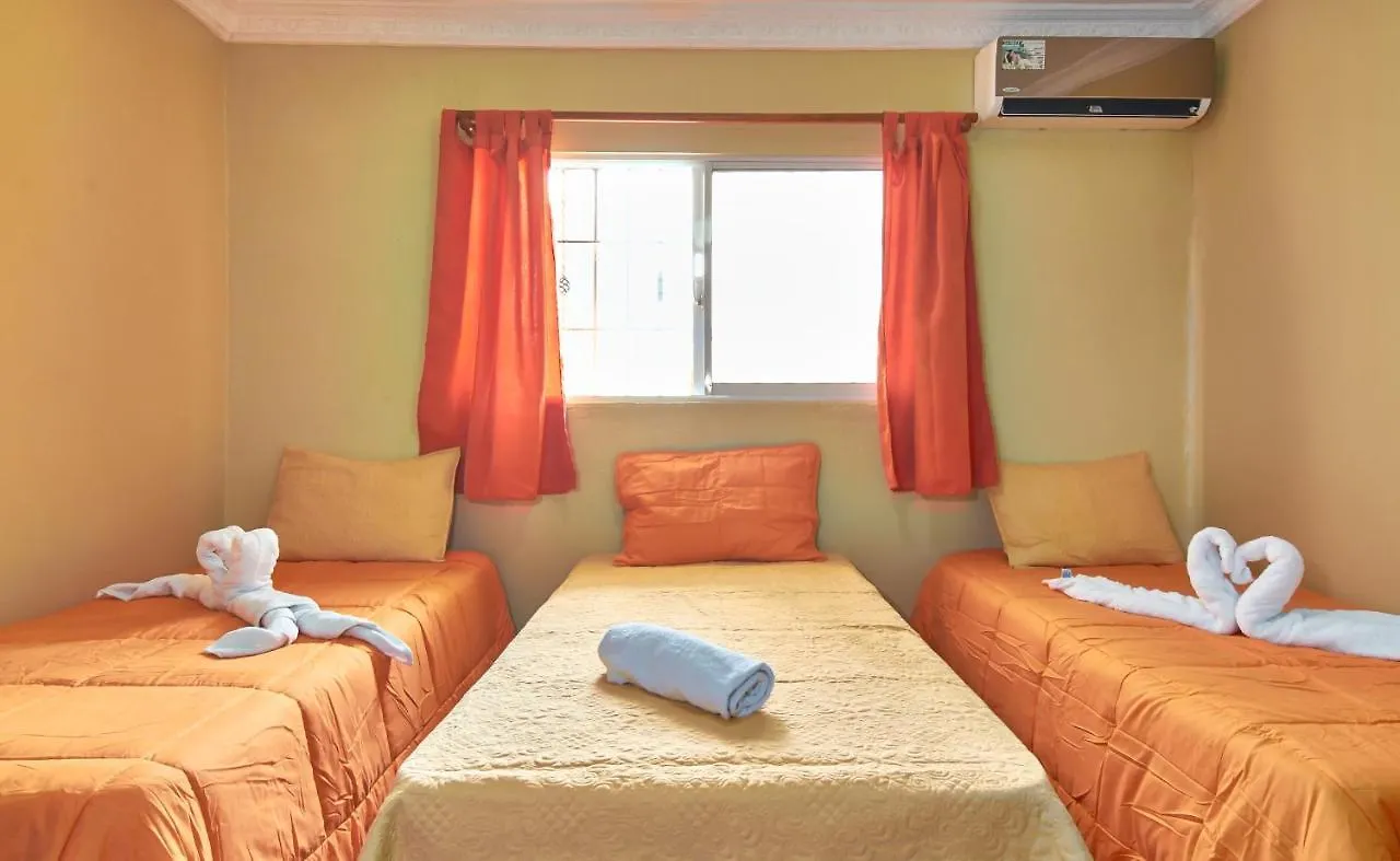 Tropical Island Apartahotel La Viva 3*,