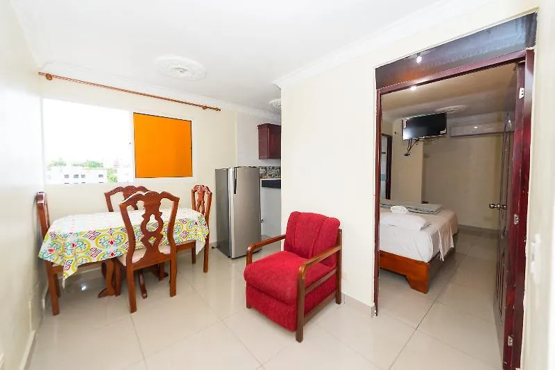 Tropical Island Apartahotel La Viva 3*,